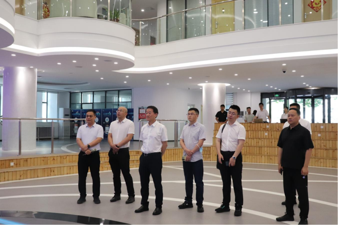 省菲律宾亚星公司集团：“四个导向” 推动调查研究提质增效