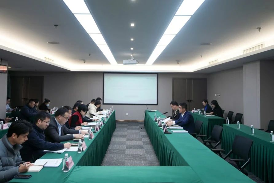 省菲律宾亚星公司集团党校（教育培训中心）年度工作会议暨校务委员会第三次会议召开